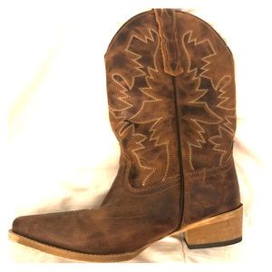 AUTHENTIC LEATHER WESTERN BOOT size 4.5